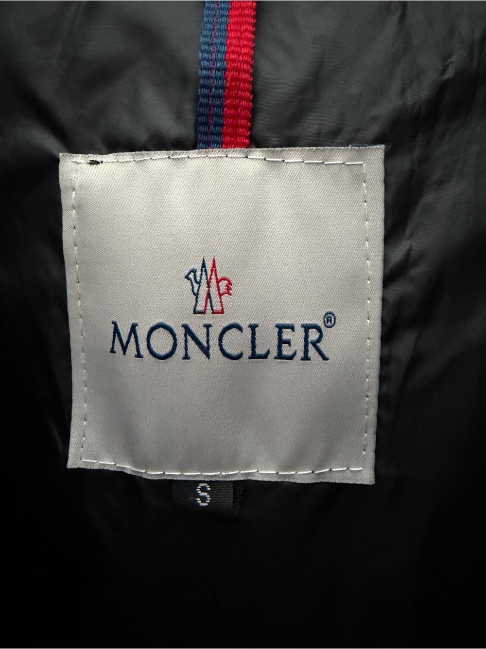 Moncler Men's Black Shiny Quilted Down Vest - Picture 4 of 7
